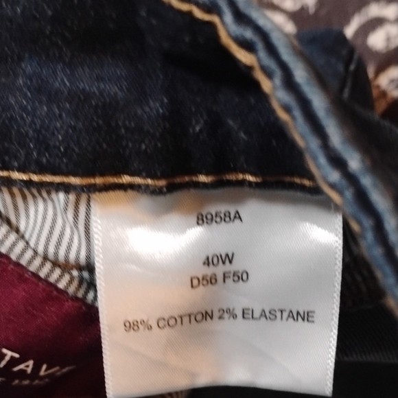 Classic Blue Women's Jeans - Picture 3 of 5